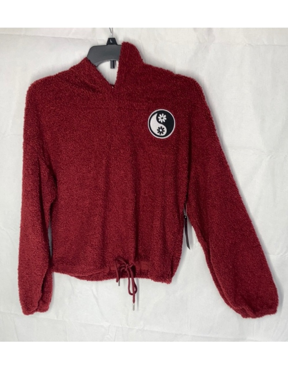 Darker red teddy pullover hoodie top w floral yin yang detail boho casual